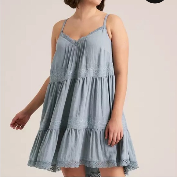 Torrid - Picture 3 of 5